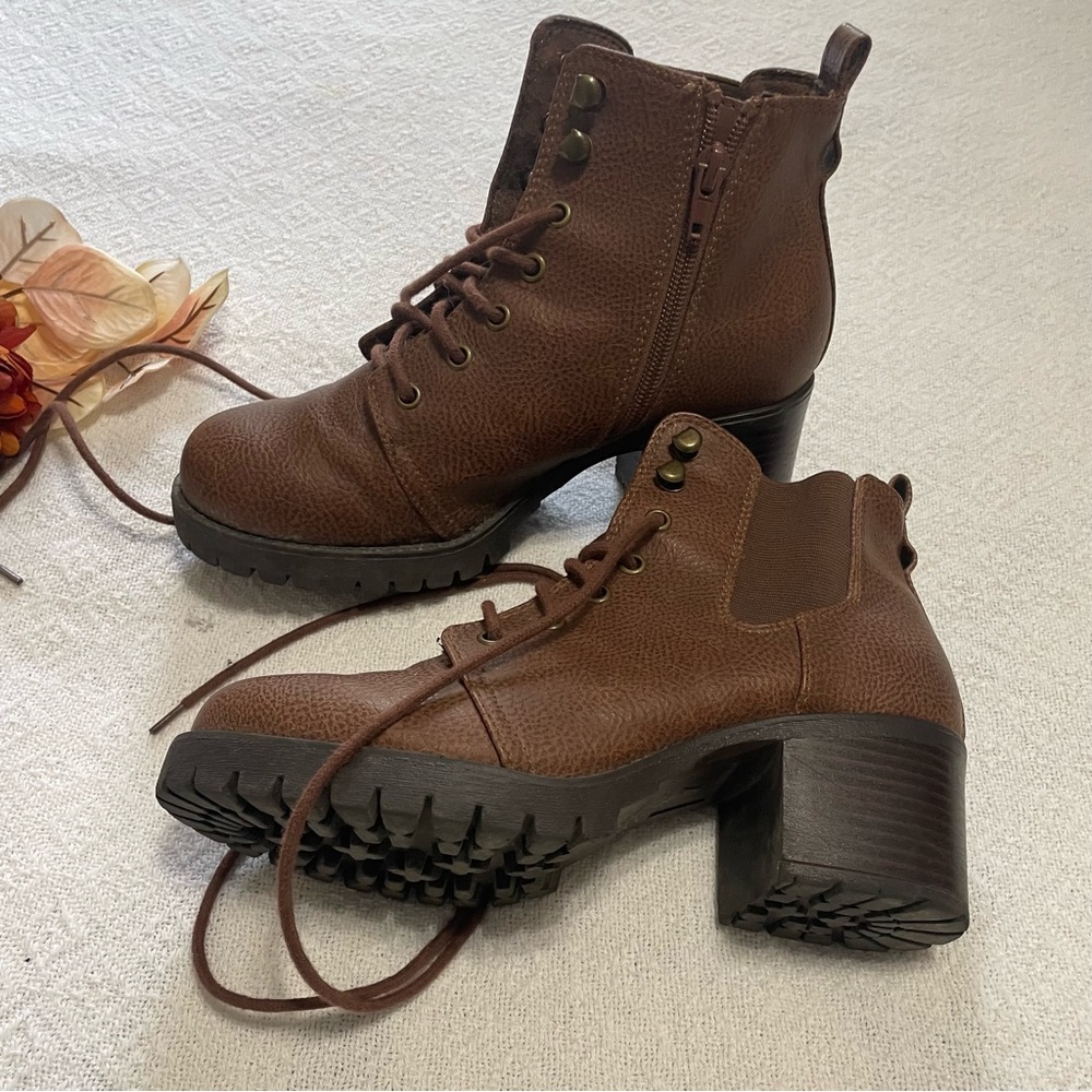 MIA‎ Brown Ankle Boots Size 7 M - Picture 6 of 11